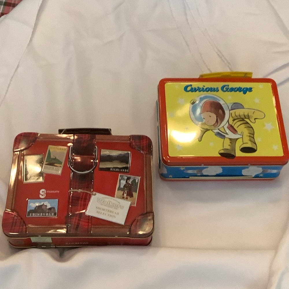 Lunch boxes